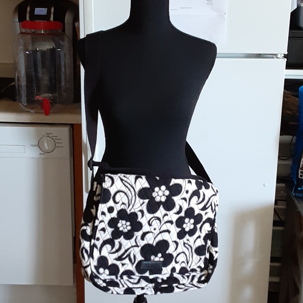 VERA BRADLEY LAPTOP HOLDER TOTE4 pockets